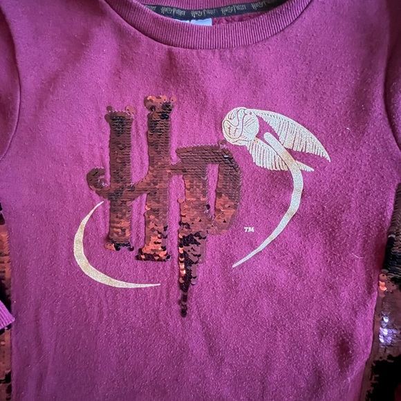 Harry Potter burgundy girls’ tunic sweatshirt, size youth Large (10/12) - Picture 4 of 5